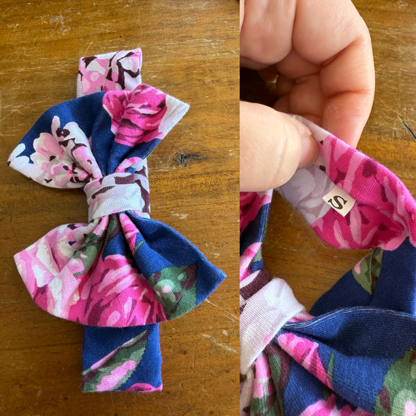 Navy floral Sz S bow 17cm 0-6m NWOT