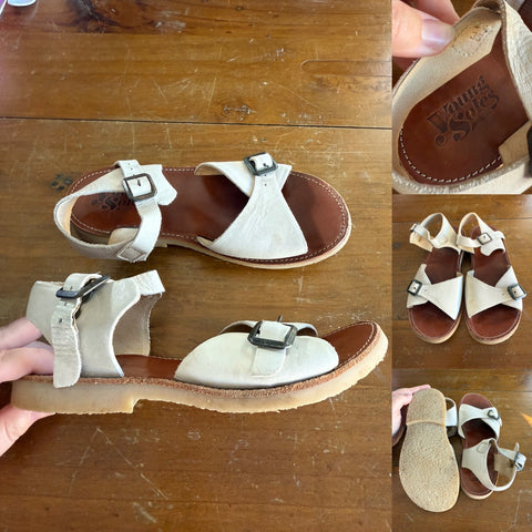 Young Soles white leather sandals Sz 35 EEUC