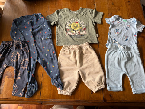6pc baby boy bundle sizes 000-0 from as new-VGUC - Cotton On Kids, Next, Disney