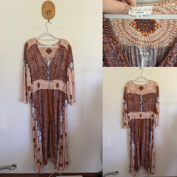 The Poetic Gypsy brown paisley dress Sz 20 RRP $129.99 EEUC