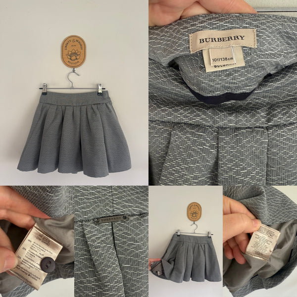 Burberry grey lined brocade skirt Sz 10 but small fit imo, as new