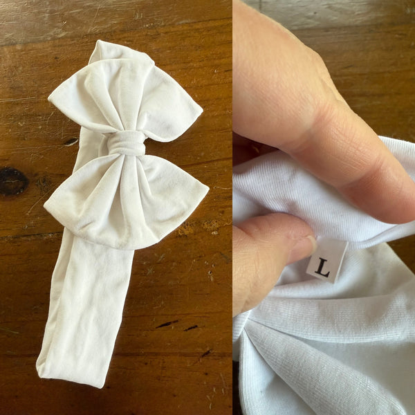 White Sz L bow 21.5cm 1-3y NWOT