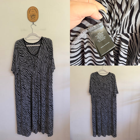Taking Shape grey soft stretch dress Sz 16-18 as new