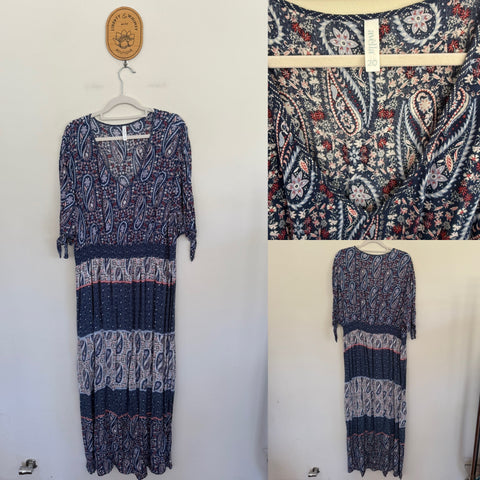 Avella blue Paisley dress Sz 20 as new, worn once