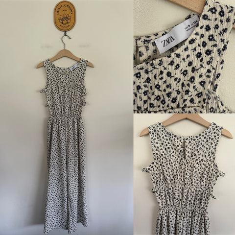Zara Girl ditsy floral playsuit Sz 9 as new