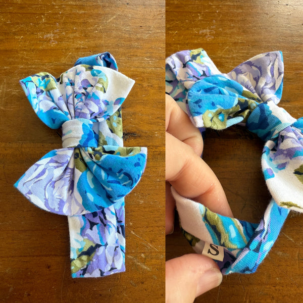 Blue floral Sz S bow 17cm 0-6m NWOT