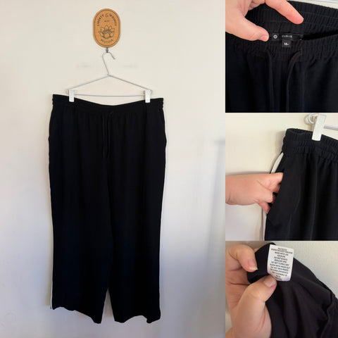 Target Curve black pants with white stripe Sz 18 as new