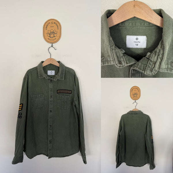 Target khaki button up shirt Sz 12 VGUC