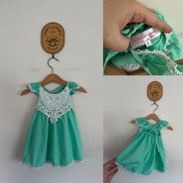 La Sienna mint lace front dress Sz 0 as new