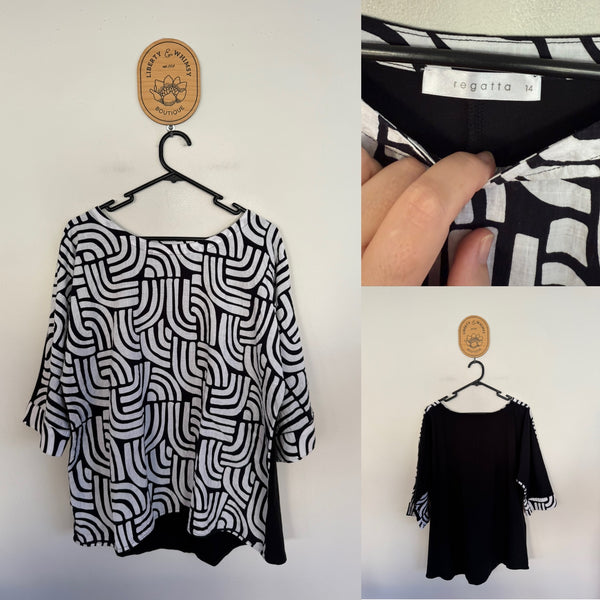 Regatta black/white top - 2 types of fabrics Sz 14 as new/EUC