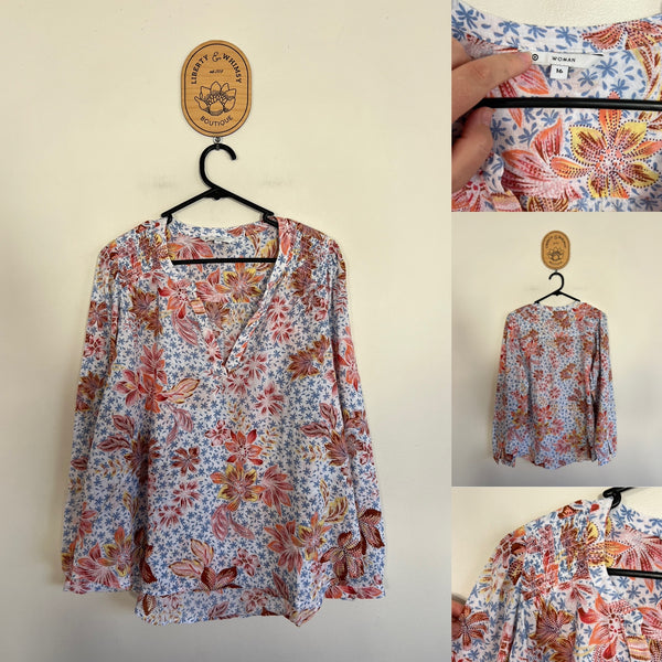 Target Woman l/s floral top Sz 16 as new