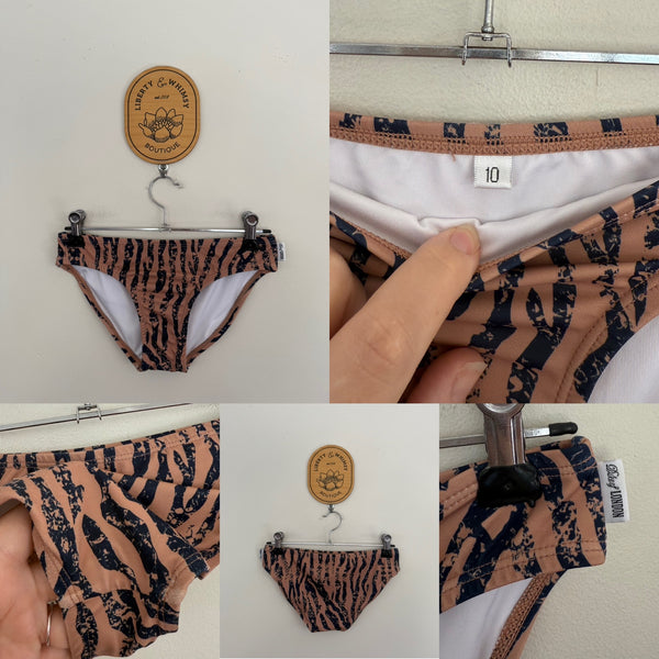 Duke of London swim bottoms Sz 10 EEUC - mild fluff on bum