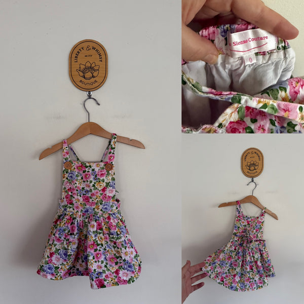 La Sienna pink/blue floral pinnie Sz 0 EEUC