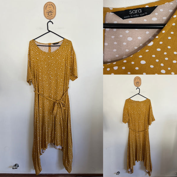 Sara mustard spot asymmetrical dress Sz 16 as new