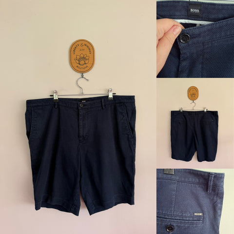 Boss navy shorts Sz 38-40 GUC