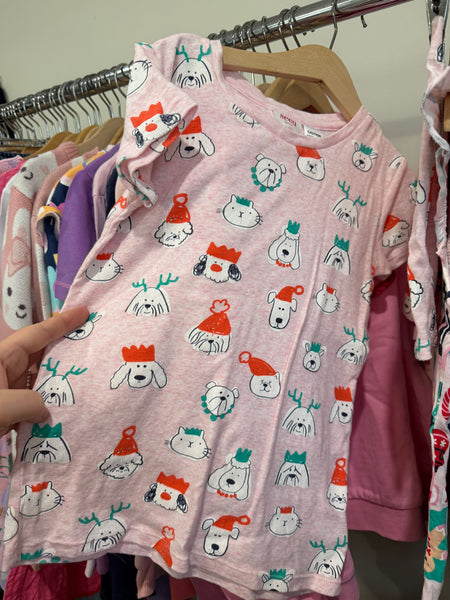 Seed pink Christmas pjs Sz 8 EUC