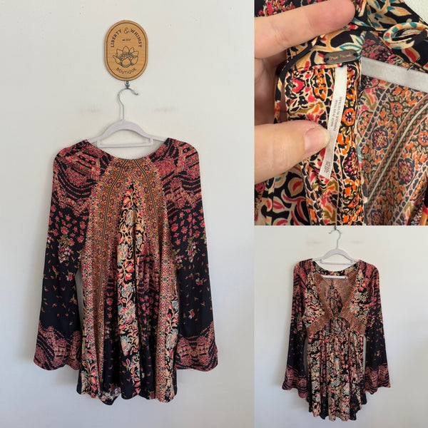 Free People l/s boho top Sz XS as new