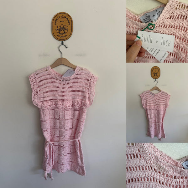 Bella + Lace pink chunky knit dress Sz 5 NWT - small dust mark on neckline