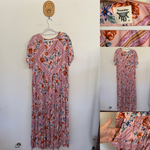 Dreamcatcher pink floral dress Sz 20 but more like 18, as new (washed)