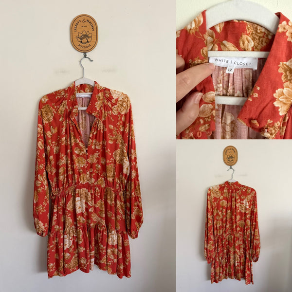 White Closet terracotta floral dress Sz 12 as new, waistband is slightly twisted