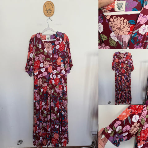 Dreamcatcher maroon floral dress Sz 16 as new
