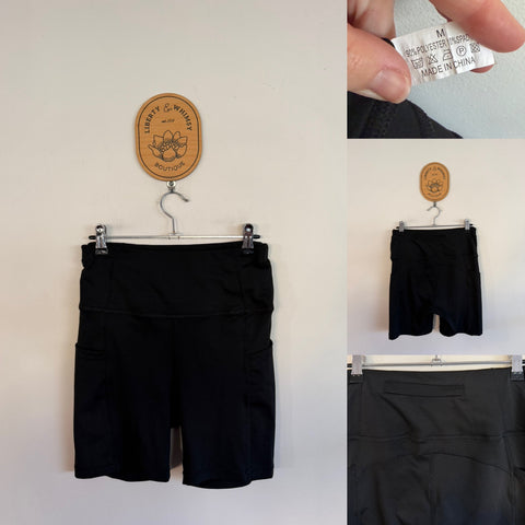 Brand unknown black bike shorts Sz M (girls 12-14) as new