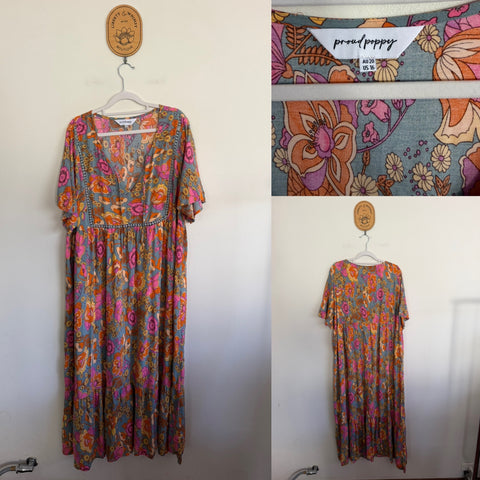 Proud Poppy large flowers maxi dress Sz 20 as new