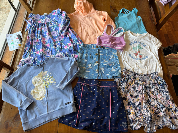 24pc sizes 5 and 6 girls clothes play bundle - Country Road, Seed, Paper Wings, Decjuba, Body Glove, Kip & Co, Rip Curl, Milky, RYK, Bonds, Hux, Wovenplay, Ghanda, Adidas, Milkshake, Missoni