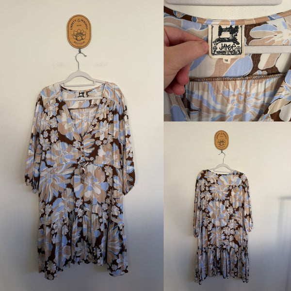 Jaase brown floral 3/4 sleeve dress Sz 16 as new