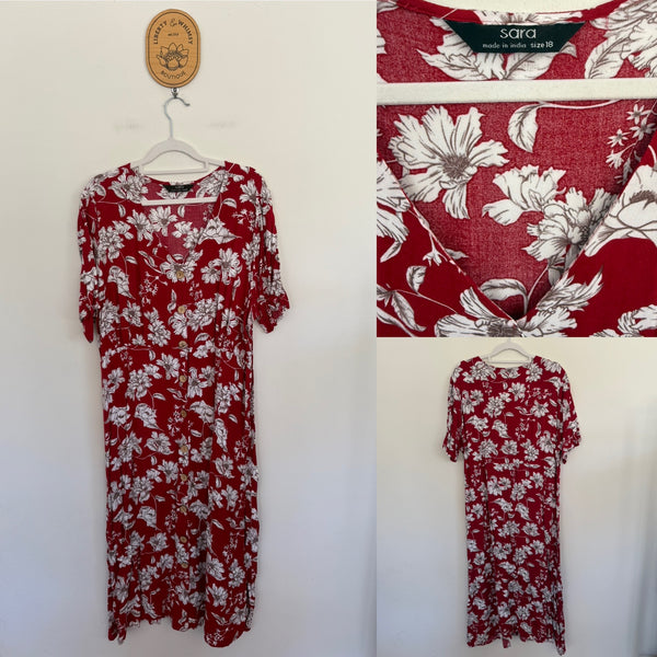 Sara maroon floral dress Sz 18 as new worn once
