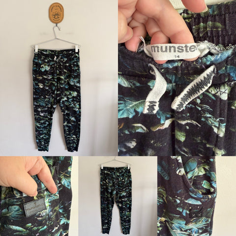 Munster hibiscus trackies Sz 14 EEUC