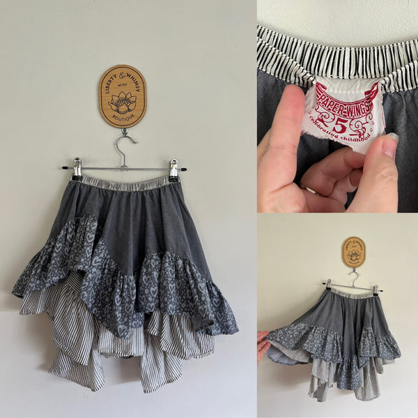 Paper Wings grey heart bustle skirt Sz 5 (generous) as new