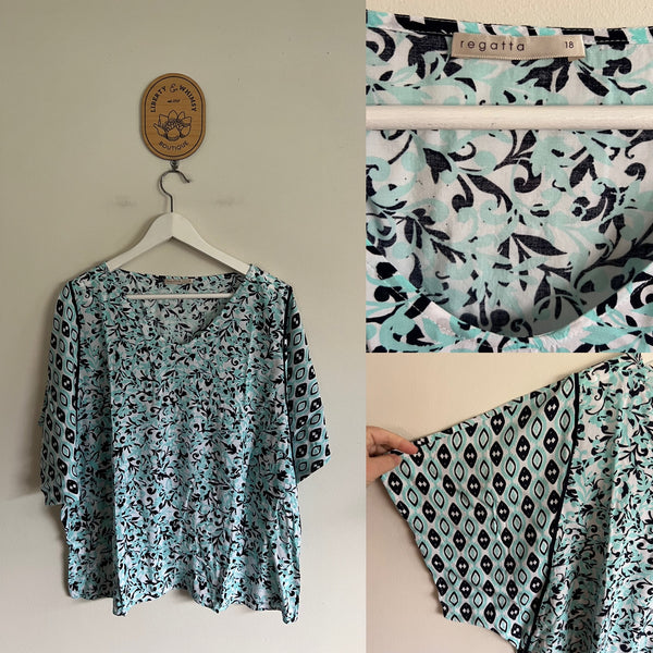 Regatta blue multi paisley top Sz 18 as new