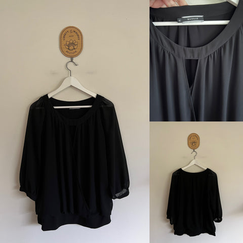 Basque black crossover top Sz 16 as new