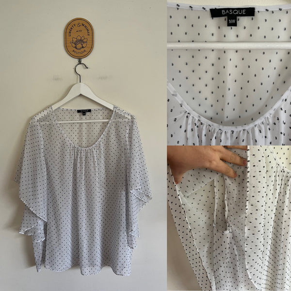 Basque white sheer dobby top Sz 16 as new