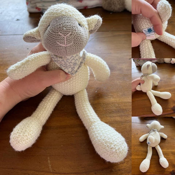 Weeamigo pearl knit monkey toy as new