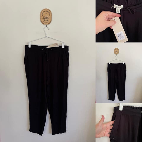 BeMe black 7/8 tapered lyocell pants Sz 14 RRP $90 NWT